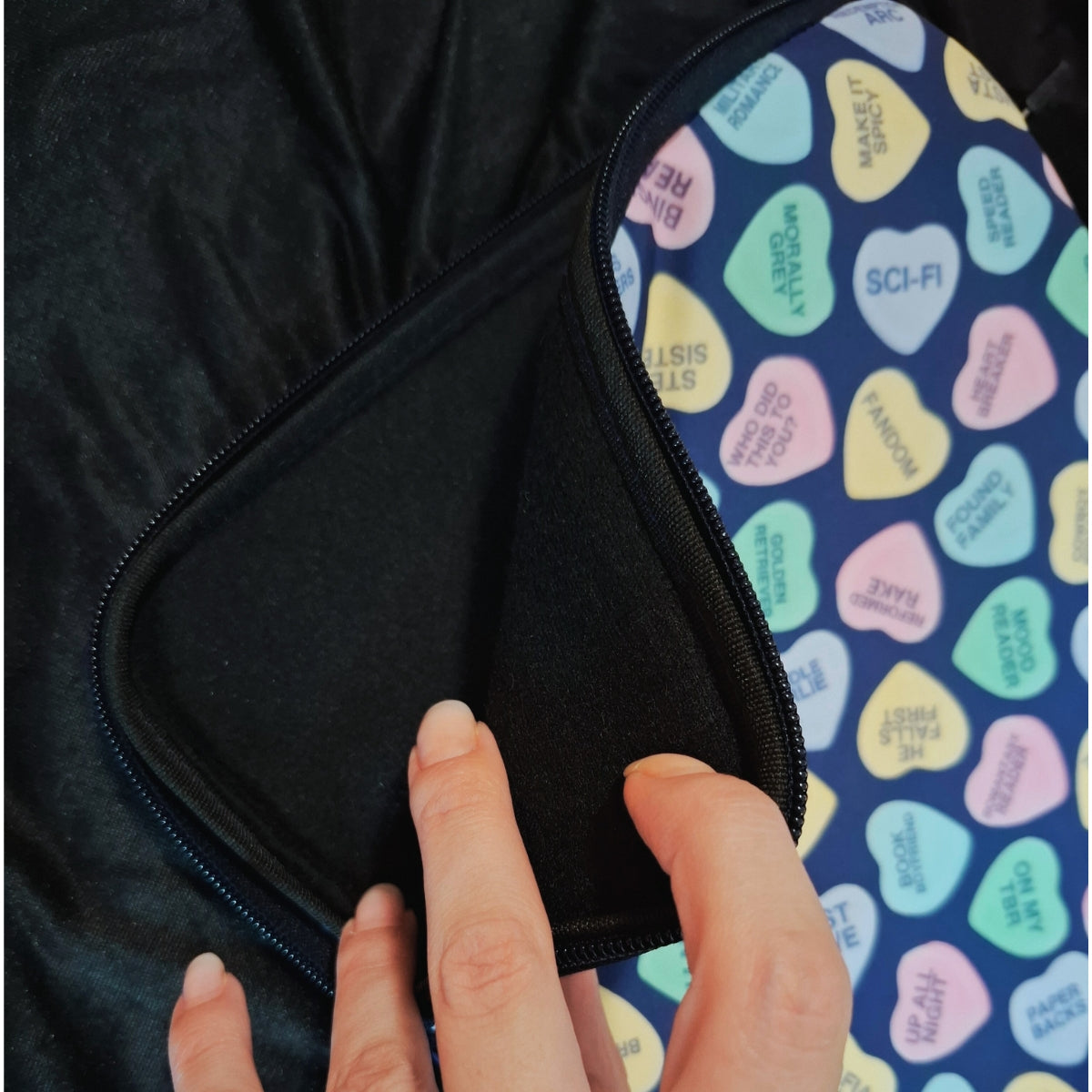 Libricina Shop | Book Sleeves - Custodie per libro con cerniera