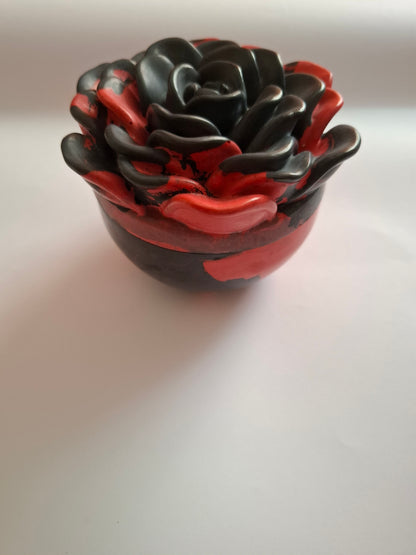 Libricina Shop | Candele jesmonite a forma di rosa