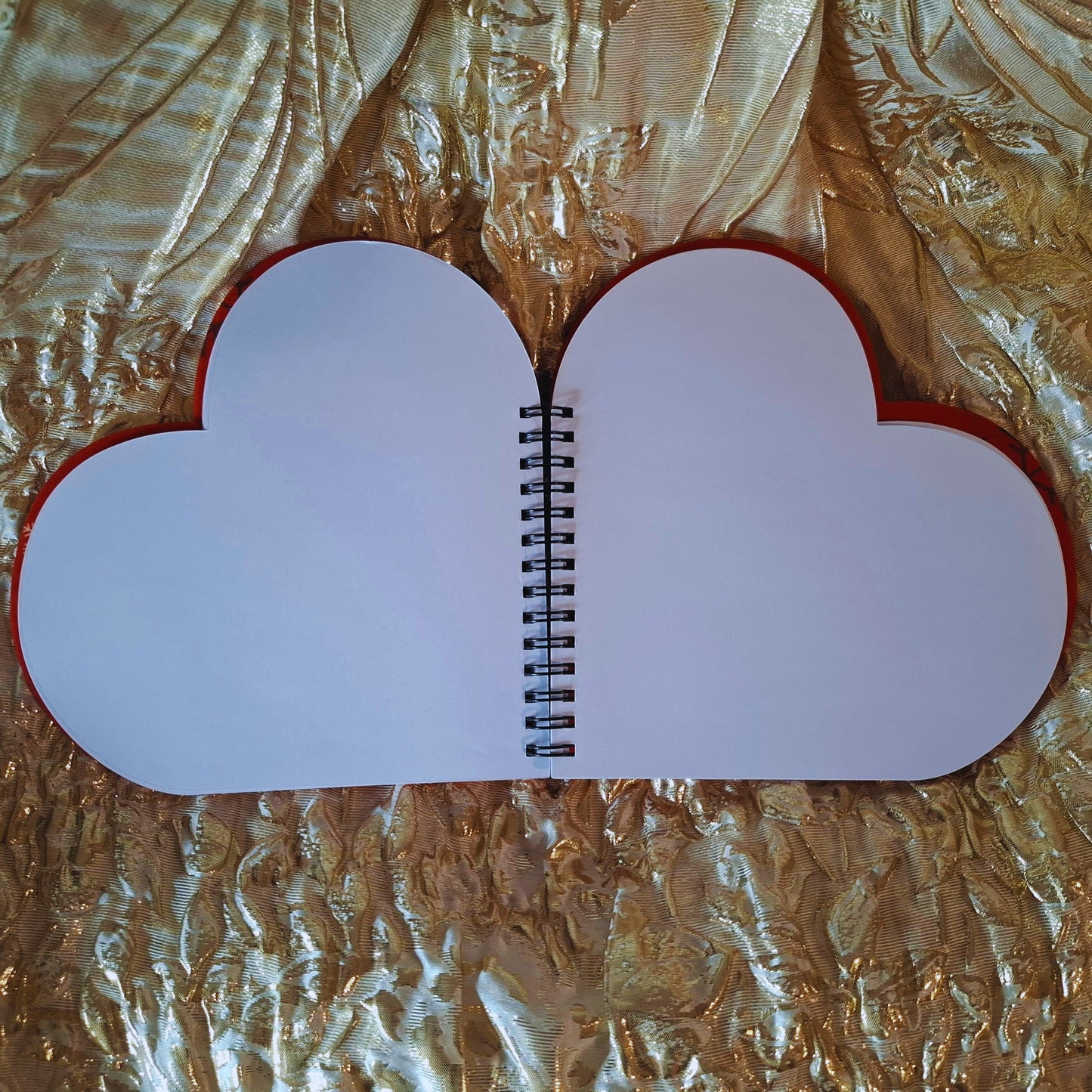 Libricina Shop | Quaderno a forma di cuore bookish