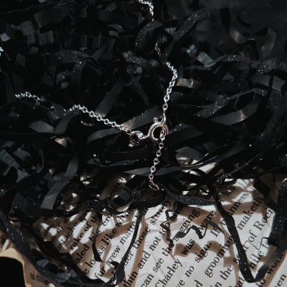 Libricina Shop | Collana in argento sterling con teschio e rose