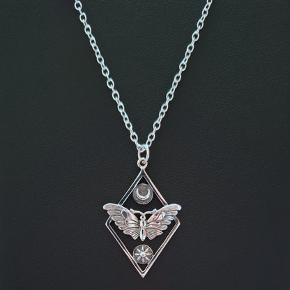 Libricina Shop | Collana con pendente Falena