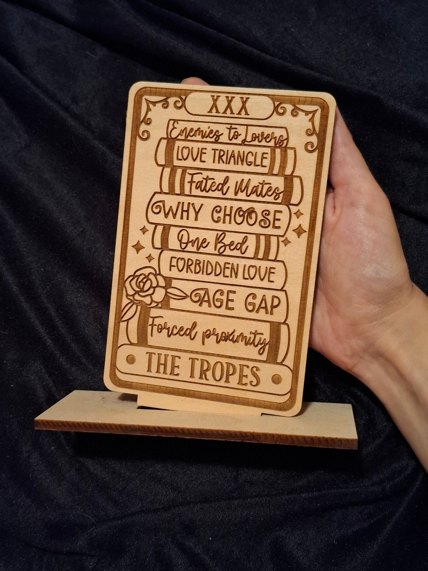 Libricina Shop | Targa in legno Book Tropes