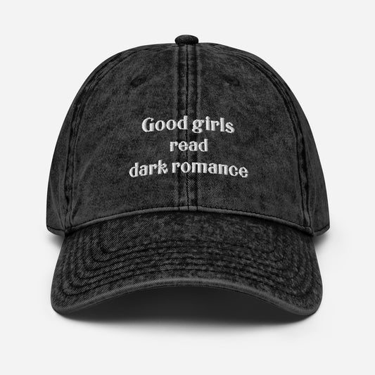 Libricina Shop | Cappellino vintage "Good girls read dark romance"